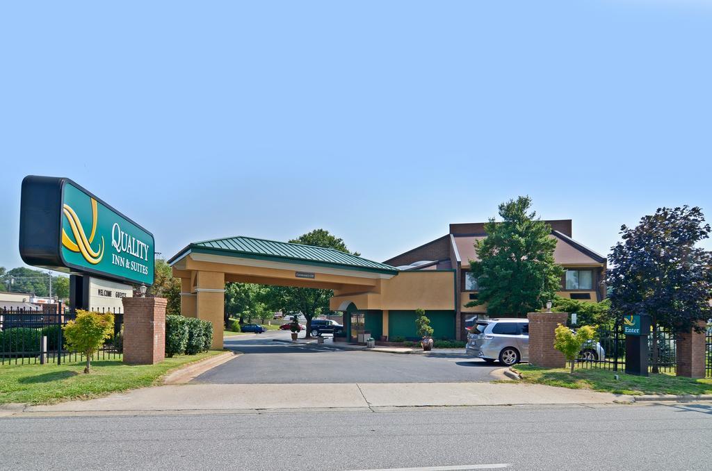 Quality Inn & Suites Coliseum Greensboro Exterior foto